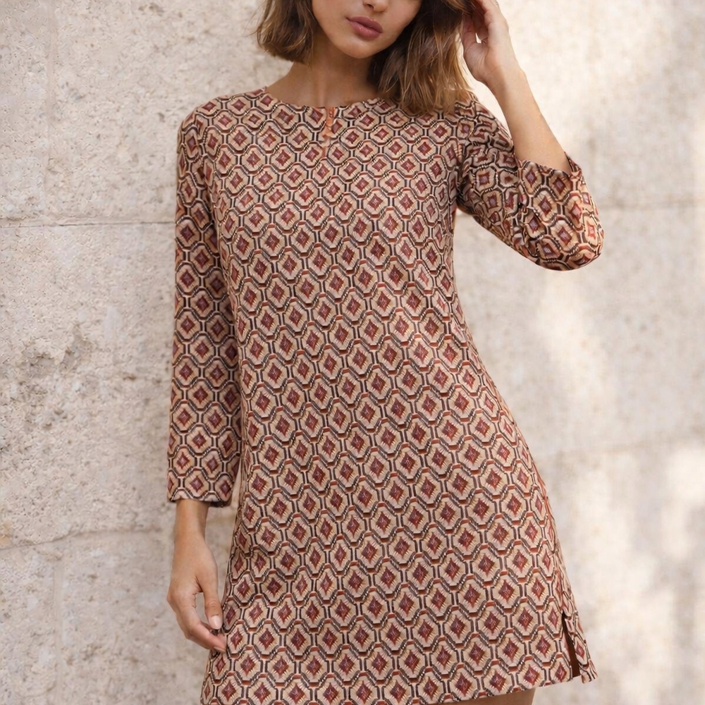 TAG  Long Sleeve Geometric Dress - Red and Cream